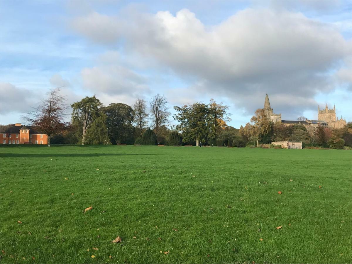 Millhill St Dunfermline Apartman Kültér fotó